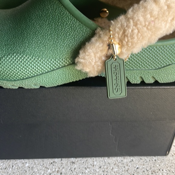 Coach Clogs - Picture 4 of 6